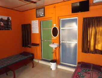 room for family near thane 